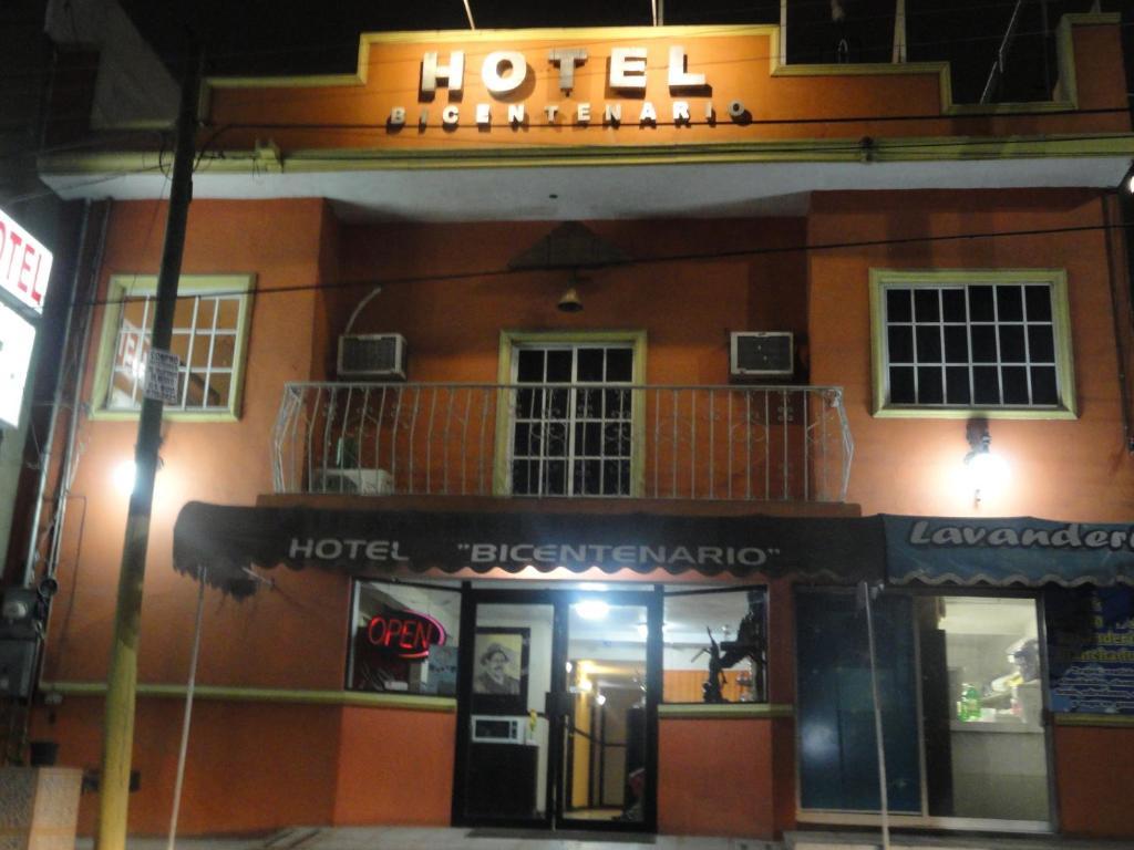 Oyo Hotel Bicentenario Tampico Kültér fotó