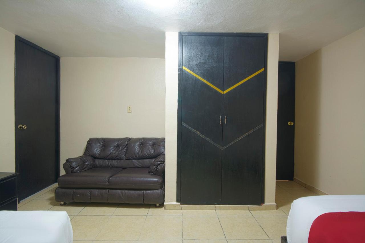 Oyo Hotel Bicentenario Tampico Kültér fotó