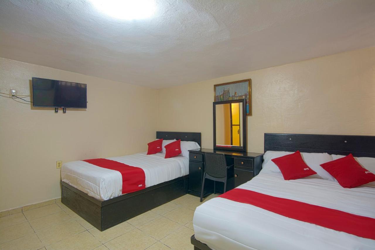 Oyo Hotel Bicentenario Tampico Kültér fotó
